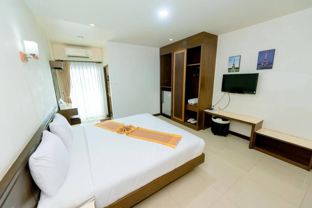 Bander Hotel Phu Khieo Экстерьер фото