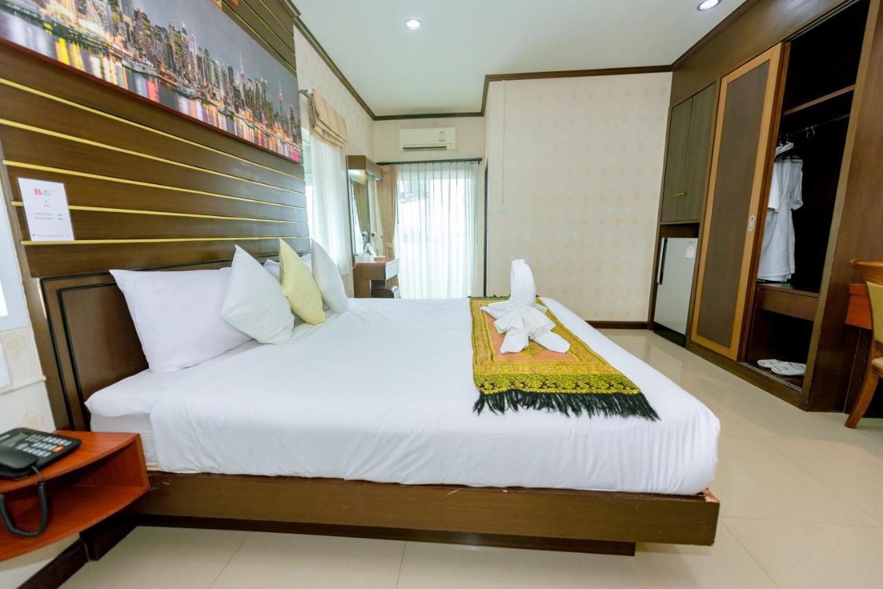 Bander Hotel Phu Khieo Экстерьер фото